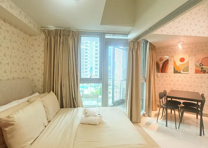 Uptown Parksuites Tower 2