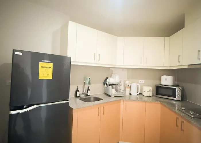 Uptown Parksuites Tower 2 Manila
